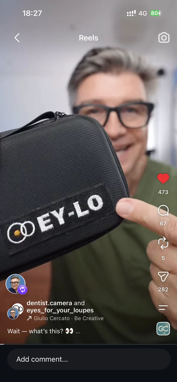 Instagram reel: дентален лекар показва твърдия калъф на EY-LO с логото, 473 харесвания